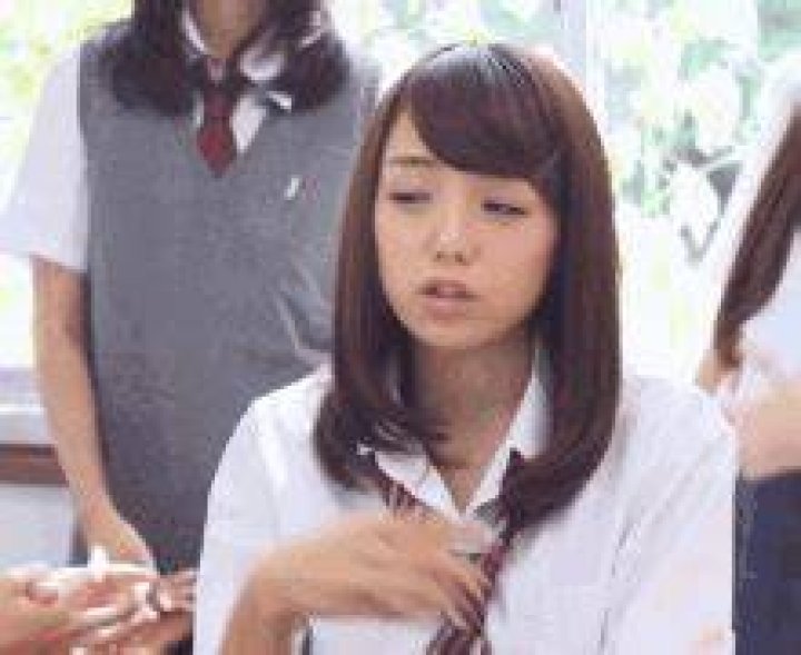 gif篠崎愛を安全に楽しむ方法｜探し方、著作権、公式情報まで解説